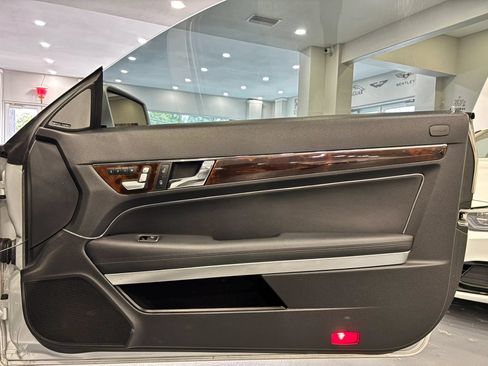 Used 2013 Mercedes-Benz E 350 Cabriolet image 37