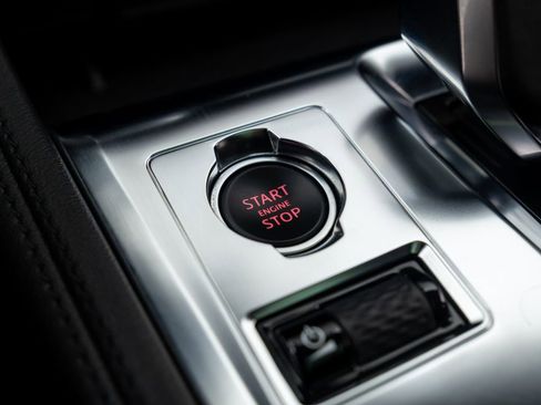 Used 2022 Jaguar F-PACE S image 22