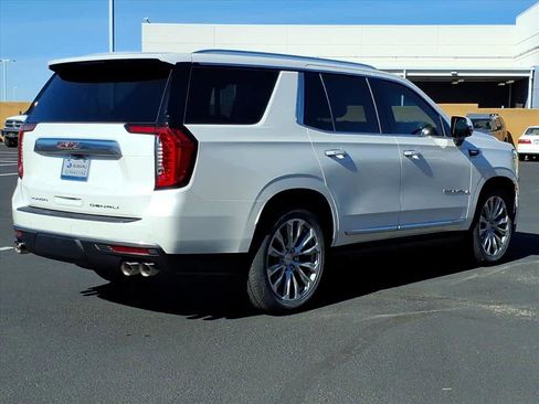 Used 2022 GMC Yukon Denali w/ Advanced Technology Package image 7