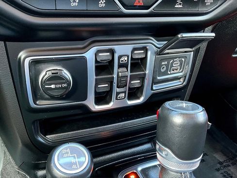 Used 2021 Jeep Gladiator Overland w/ Popular Equipment Package image 33