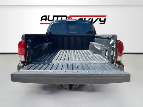 Used 2023 Toyota Tacoma TRD Sport image 23