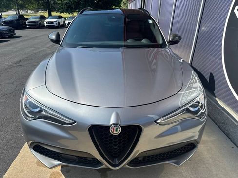Used 2020 Alfa Romeo Stelvio Ti Sport AWD/4WD image 9