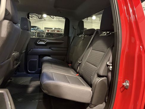 Used 2022 Chevrolet Silverado 1500 LT AWD/4WD image 29