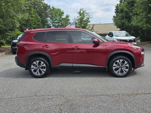 Used 2023 Nissan Rogue SV FWD image 6