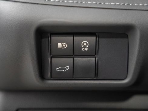 Used 2026 Toyota Highlander XLE AWD/4WD image 45