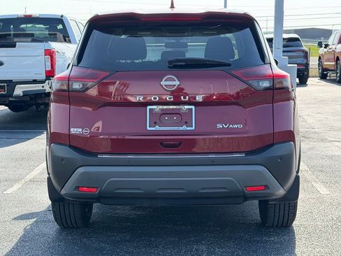 Used 2023 Nissan Rogue SV image 6