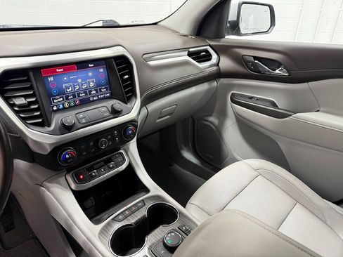 Used 2020 GMC Acadia SLT w/ LPO, Cargo Package image 12