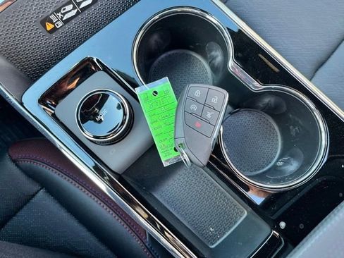 Used 2026 Chevrolet Equinox RS w/ Convenience Package III image 42