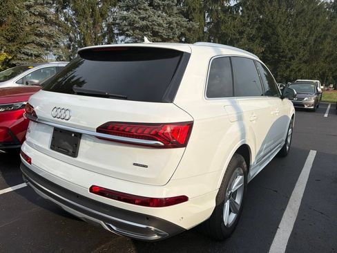 Used 2023 Audi Q7 2.0T Premium Plus AWD/4WD image 3