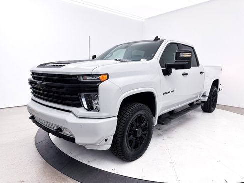 Used 2022 Chevrolet Silverado 2500 High Country w/ Z71 Off-Road Package image 28