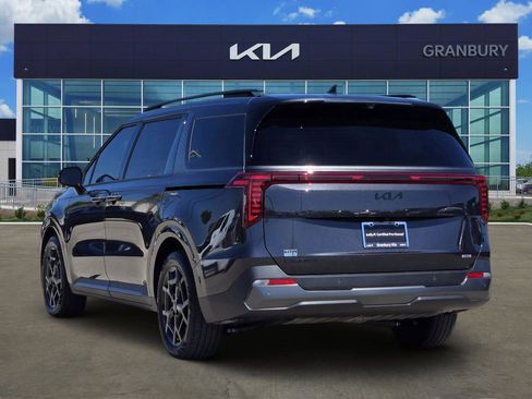 Certified 2026 Kia Carnival SX Prestige image 4