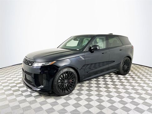 Used 2025 Land Rover Range Rover Sport SV Edition Two image 3