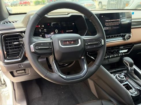 New 2026 GMC Canyon AT4 w/ Nightfall Edition AWD/4WD image 24