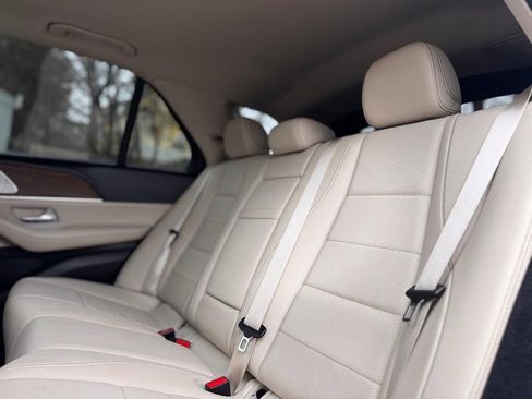 Used 2022 Mercedes-Benz GLE 350 4MATIC image 23