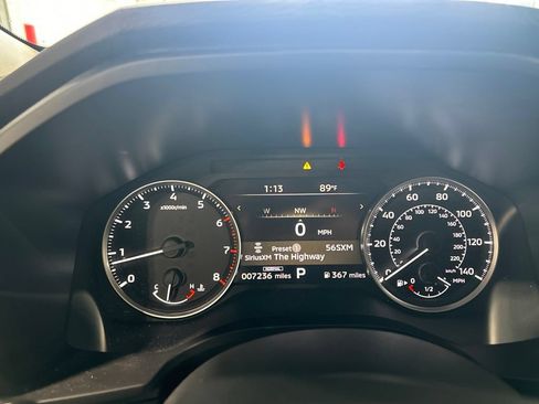Used 2025 Mitsubishi Outlander AWD image 8