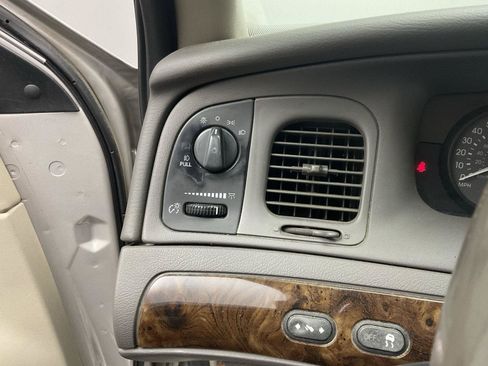 Used 2010 Mercury Grand Marquis LS RWD image 13