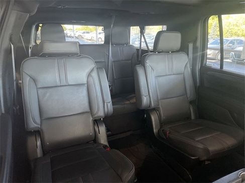 Certified 2023 Chevrolet Suburban RST w/ Luxury Package image 18