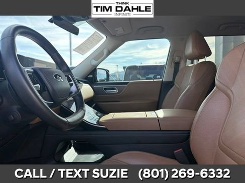 Certified 2025 INFINITI QX80 Luxe w/ Exterior Package AWD/4WD image 12