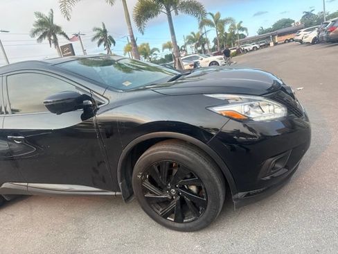 Used 2017 Nissan Murano Platinum w/ Platinum Technology Package FWD image 4