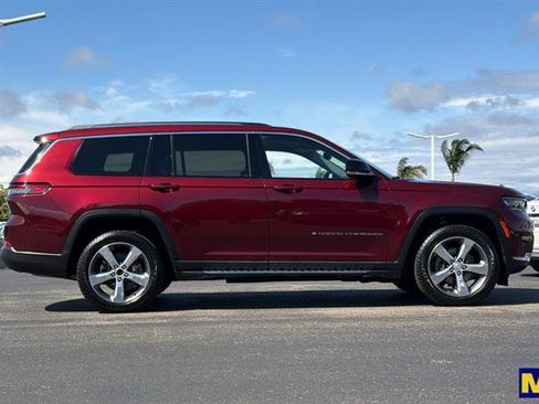 Used 2021 Jeep Grand Cherokee L Limited w/ Trailer Tow Group (B) AWD/4WD image 3