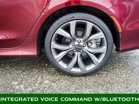 Used 2016 Chrysler 200 S w/ Sun & Sound Group image 7