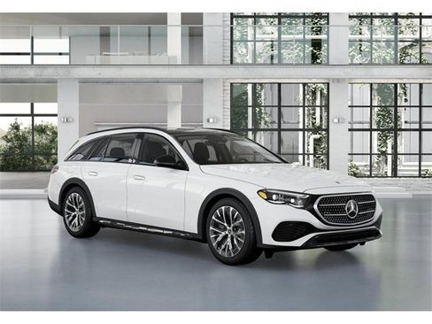 New 2025 Mercedes-Benz E 450 4MATIC All-Terrain Wagon image 11