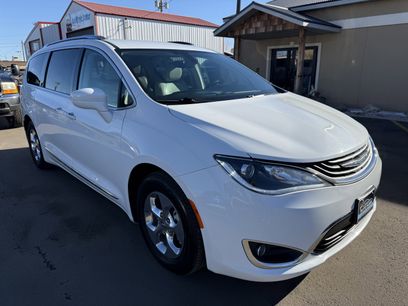 Used 2018 Chrysler Pacifica Touring-L