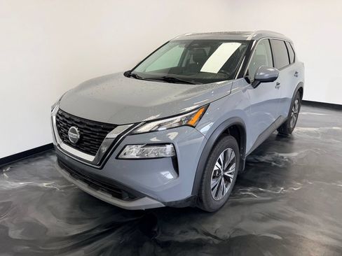 Used 2021 Nissan Rogue SV AWD/4WD image 3