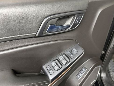 Used 2017 Chevrolet Suburban LT AWD/4WD image 25
