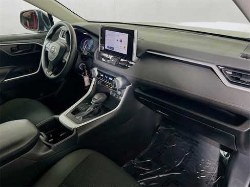 Certified 2023 Toyota RAV4 LE image 26
