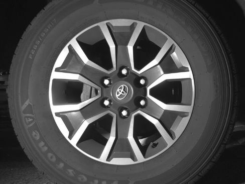 Used 2023 Toyota Tacoma TRD Sport AWD/4WD image 11