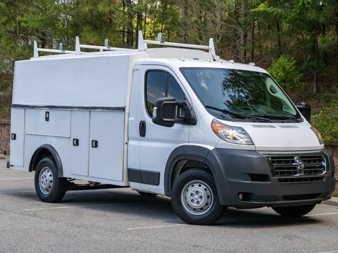 Used 2018 RAM ProMaster 3500 w/ Premium Appearance Group FWD image 3