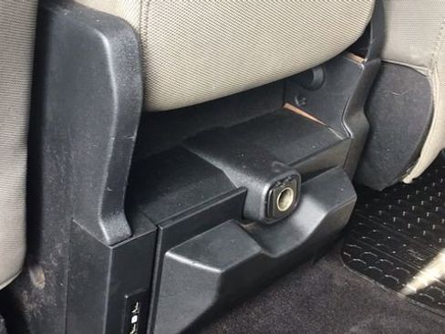 Used 2019 Ford F150 XLT image 13