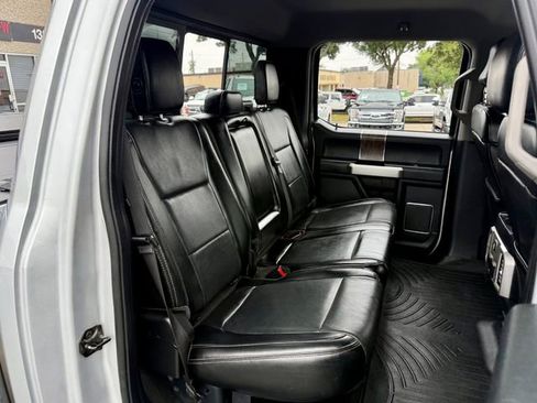 Used 2017 Ford F250 Lariat w/ Lariat Value Package AWD/4WD image 21