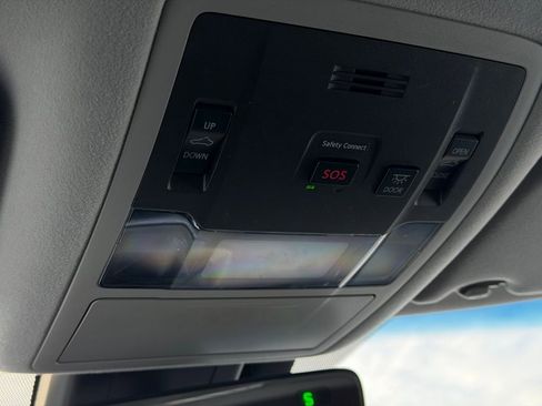 Used 2018 Lexus RX 450h AWD w/ Premium Package image 37