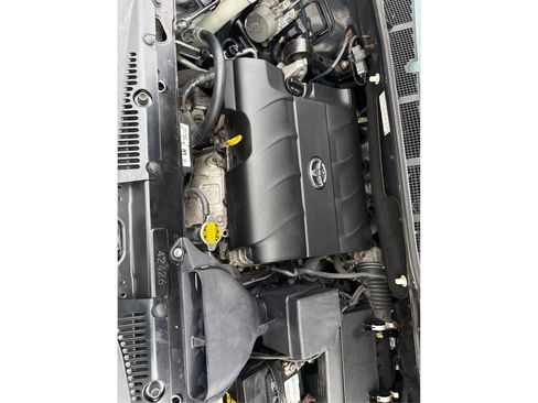 Used 2012 Toyota Sienna SE FWD image 13