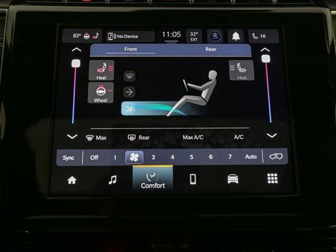 Used 2023 Jeep Grand Cherokee L Laredo image 25