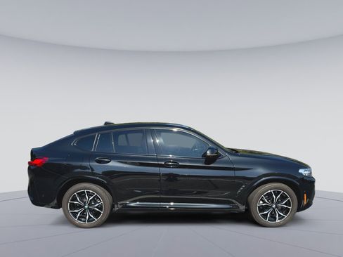 Used 2024 BMW X4 xDrive30i w/ M Sport Package AWD/4WD image 34