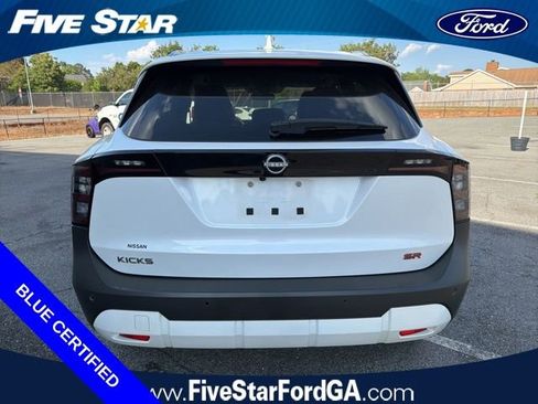Used 2025 Nissan Kicks SR FWD image 4