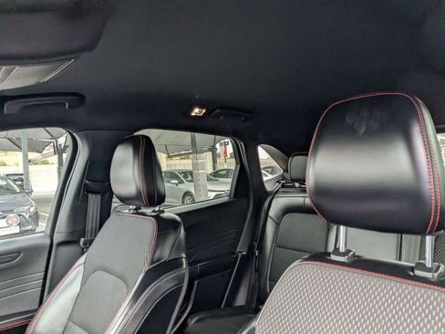 Used 2025 Ford Escape ST-Line image 43