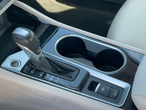 Certified 2022 Nissan Altima 2.5 SV w/ SV Premium Package image 21