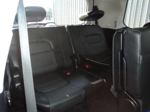 Used 2017 Toyota Land Cruiser image 12