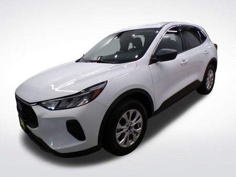 Used 2023 Ford Escape Active AWD/4WD image 3