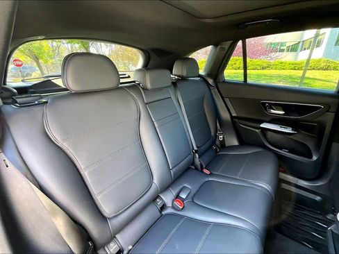 Used 2026 Mercedes-Benz GLC 300 4MATIC image 29