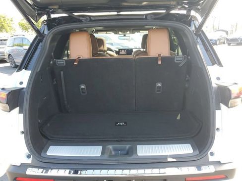 Certified 2024 INFINITI QX60 Autograph w/ Cargo Package image 9