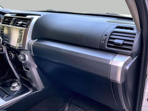 Certified 2023 Toyota 4Runner SR5 Premium w/ Moonroof Package AWD/4WD image 18