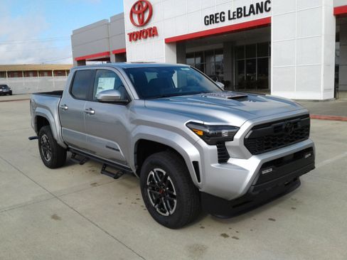 New 2026 Toyota Tacoma TRD Sport image 1