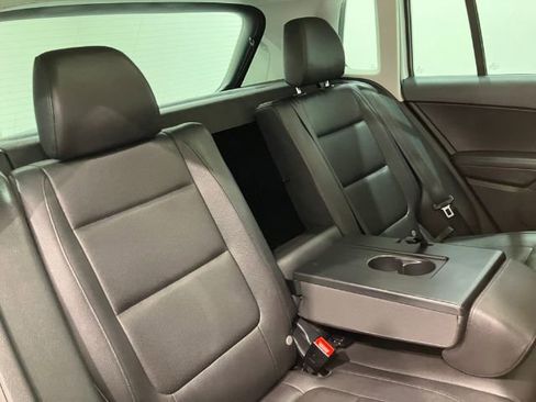 Used 2017 Volkswagen Tiguan Wolfsburg Edition image 40