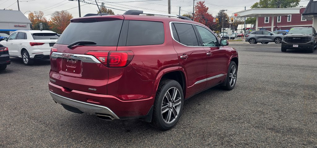 Used 2019 GMC Acadia Denali w/ Technology Package AWD/4WD image 8