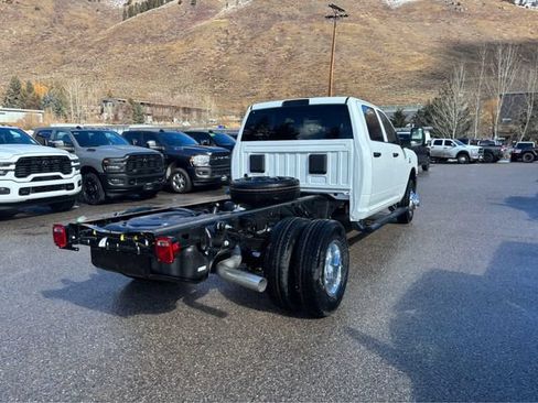 New 2026 RAM 3500 Tradesman w/ Chrome Appearance Group A AWD/4WD image 9